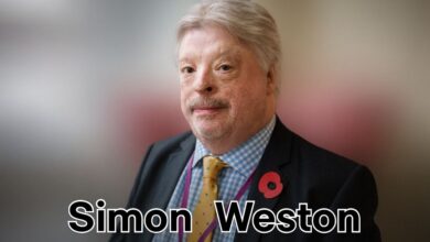 Simon Weston